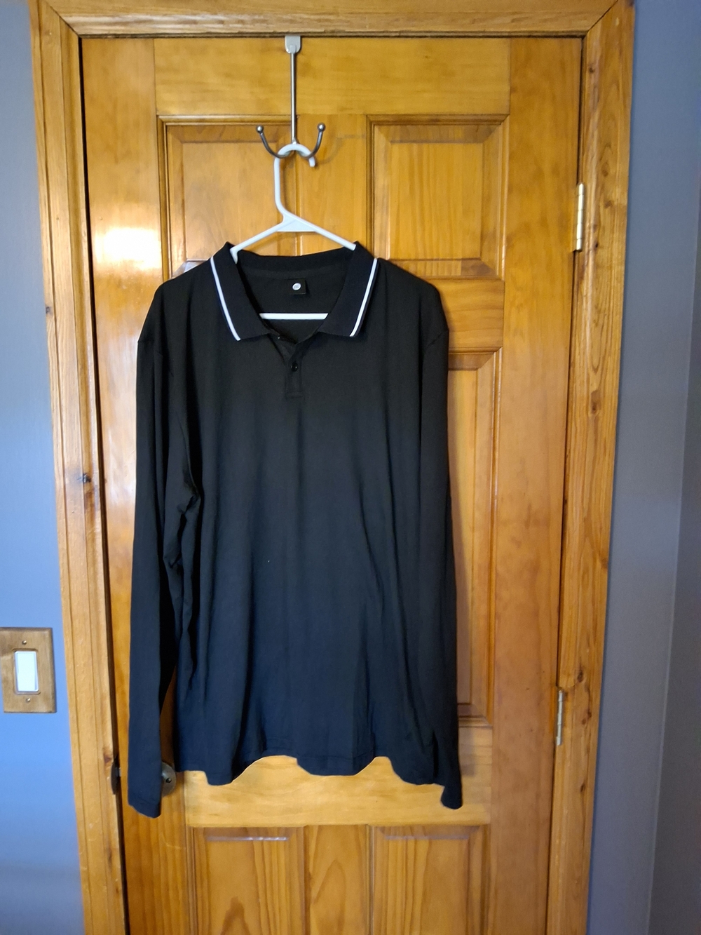 Men's Black Long-Sleeve Polo Shirt with Contrast Collar